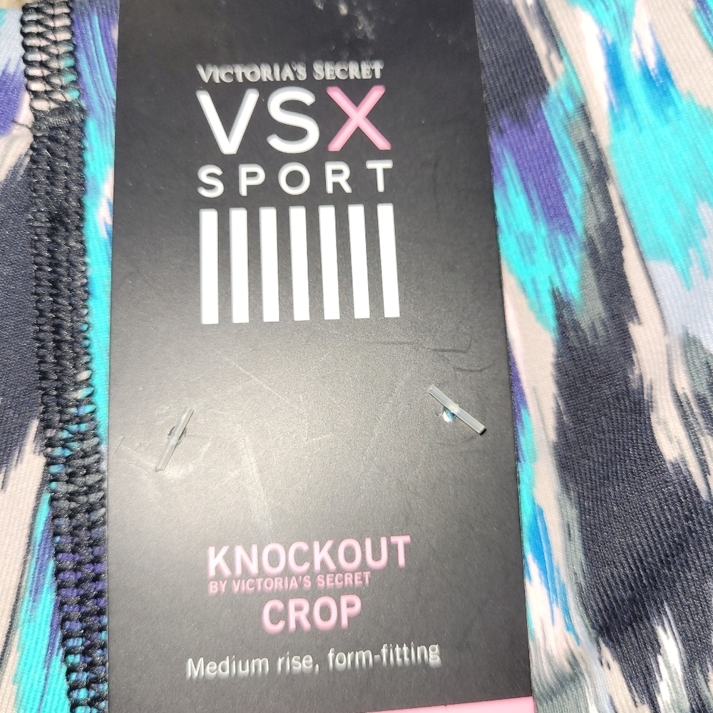 Victoria Secret, 2 Pairs NWT's VSX SPORT Knockout Crop Leggings - Picture 4 of 4